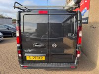 NISSAN NV300
