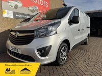 VAUXHALL VIVARO